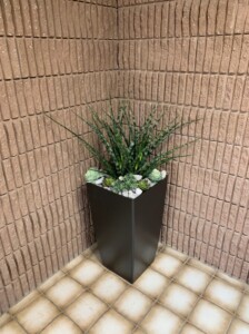 MacBeth Farm Interiorscapes corner planters